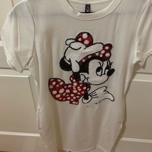 Mickey Mouse dress shirt⭐️⭐️FREE WITH PURCHASE 50$🆙⭐️⭐️